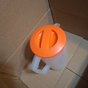 Rubbermaid pitcher
